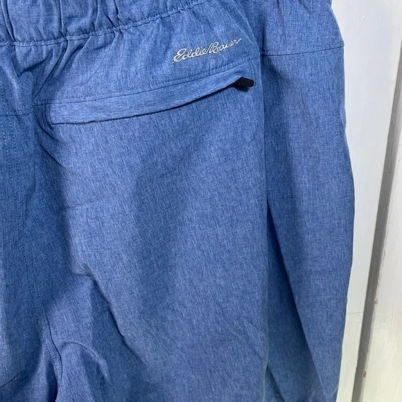 XXL Eddie Bauer Men’s blue swim trunks shorts w/ pockets - Picture 2 of 4